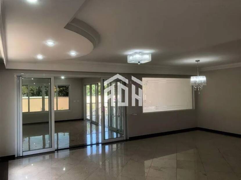 Casa para alugar com 4 quartos, 52m² - Foto 2