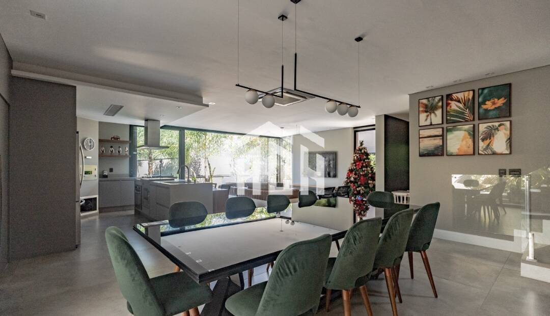 Casa à venda com 4 quartos, 306m² - Foto 3