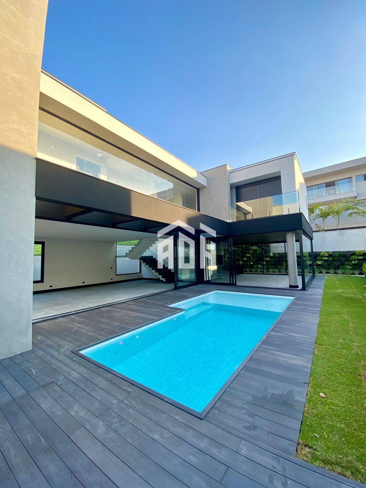 Casa à venda com 4 quartos, 566m² - Foto 12