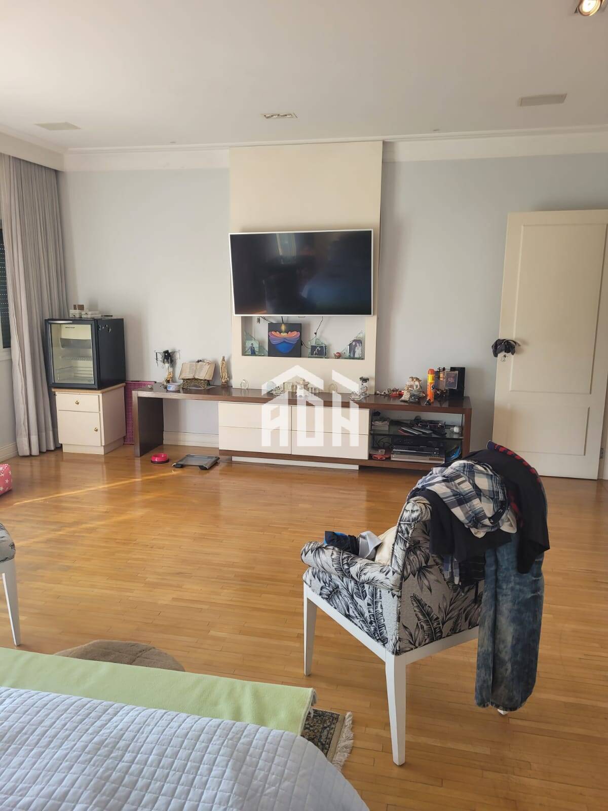 Casa à venda com 4 quartos, 850m² - Foto 17