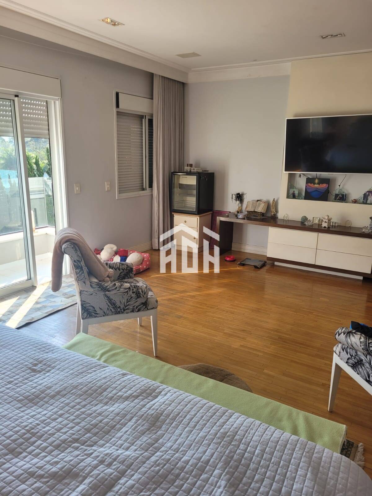 Casa à venda com 4 quartos, 850m² - Foto 16