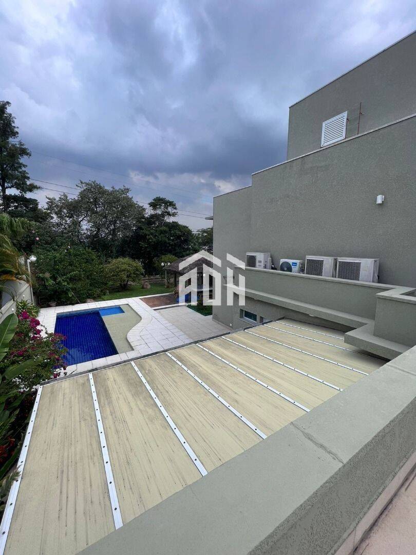 Casa à venda e aluguel com 3 quartos, 500m² - Foto 8