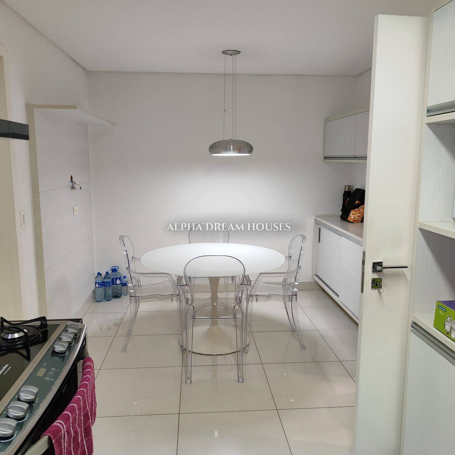 Apartamento para alugar com 3 quartos, 190m² - Foto 16