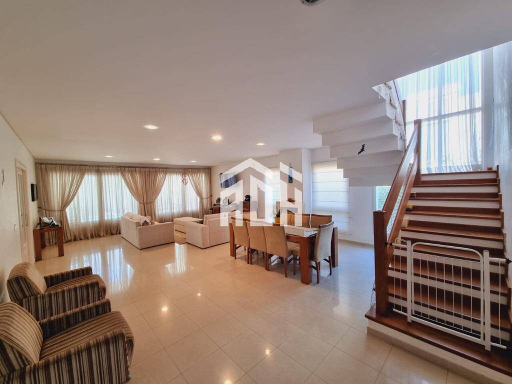 Casa à venda com 4 quartos, 345m² - Foto 16