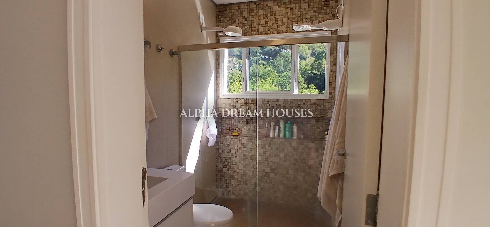 Casa para alugar com 3 quartos, 280m² - Foto 12