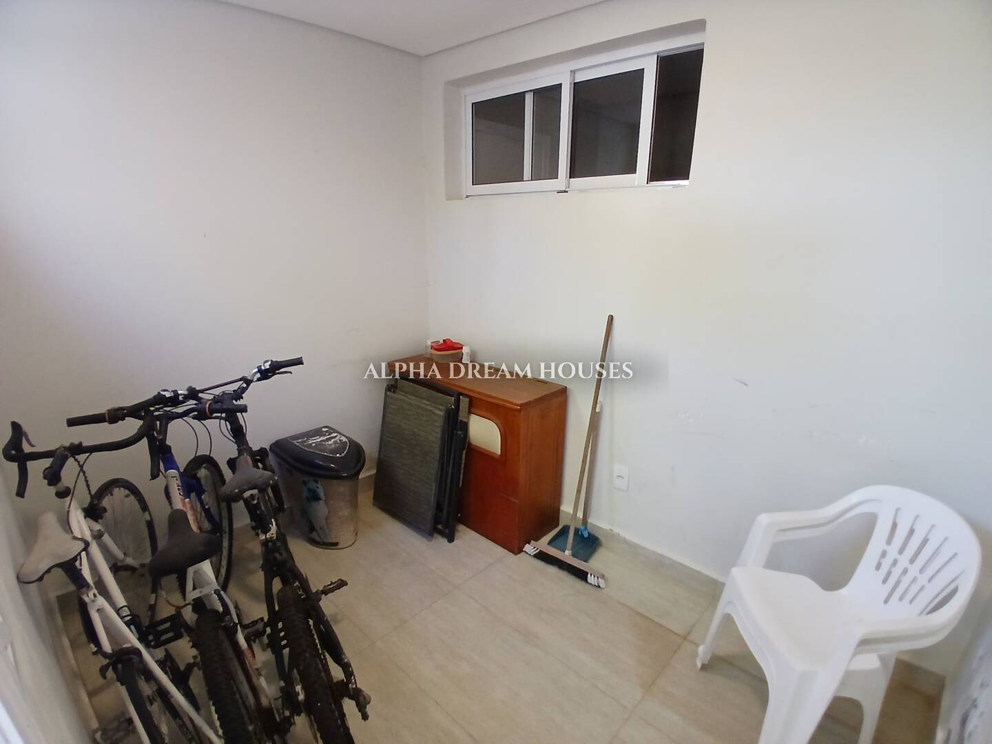 Casa para alugar com 3 quartos, 280m² - Foto 40