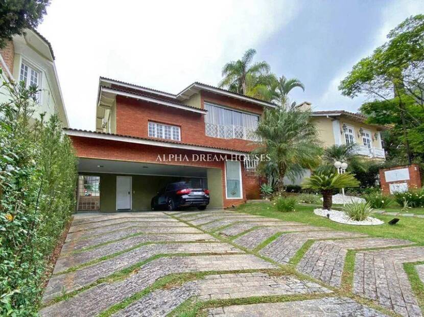 Casa à venda com 4 quartos, 550m² - Foto 1