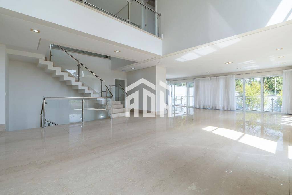 Casa à venda com 4 quartos, 800m² - Foto 6