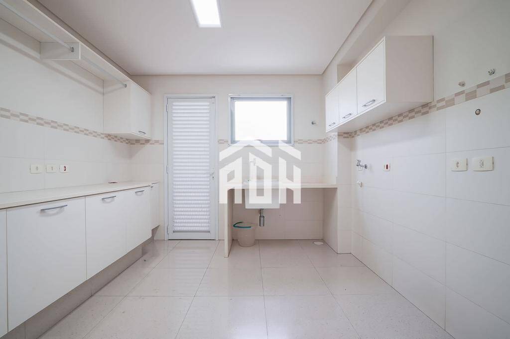 Casa à venda com 4 quartos, 800m² - Foto 11