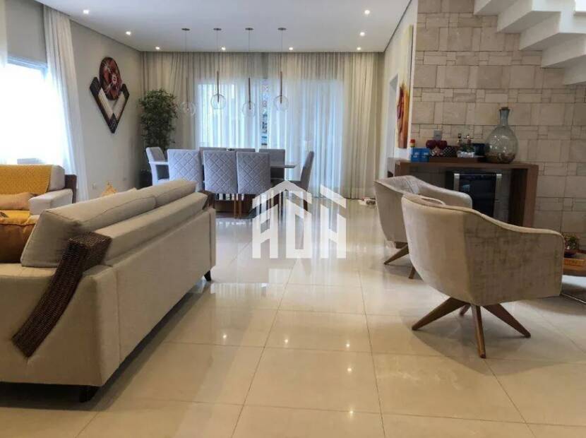 Casa à venda com 4 quartos, 380m² - Foto 8