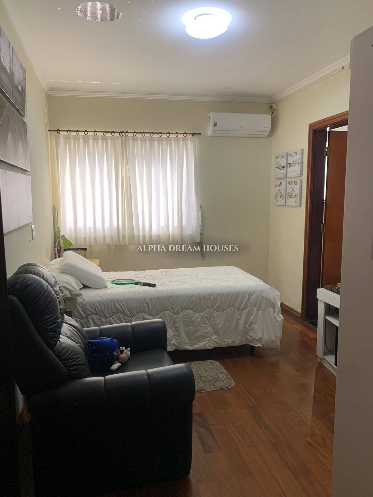 Casa à venda e aluguel com 4 quartos, 540m² - Foto 14