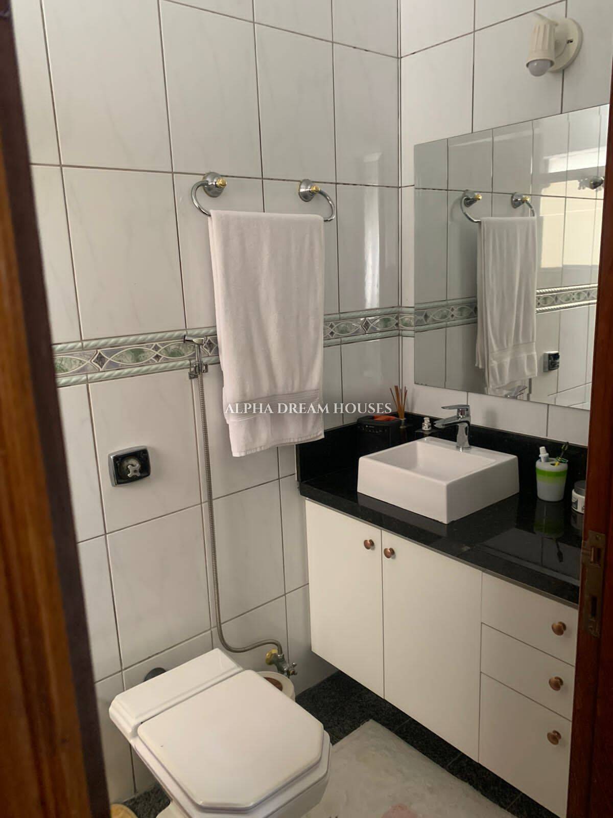 Casa à venda e aluguel com 4 quartos, 540m² - Foto 17