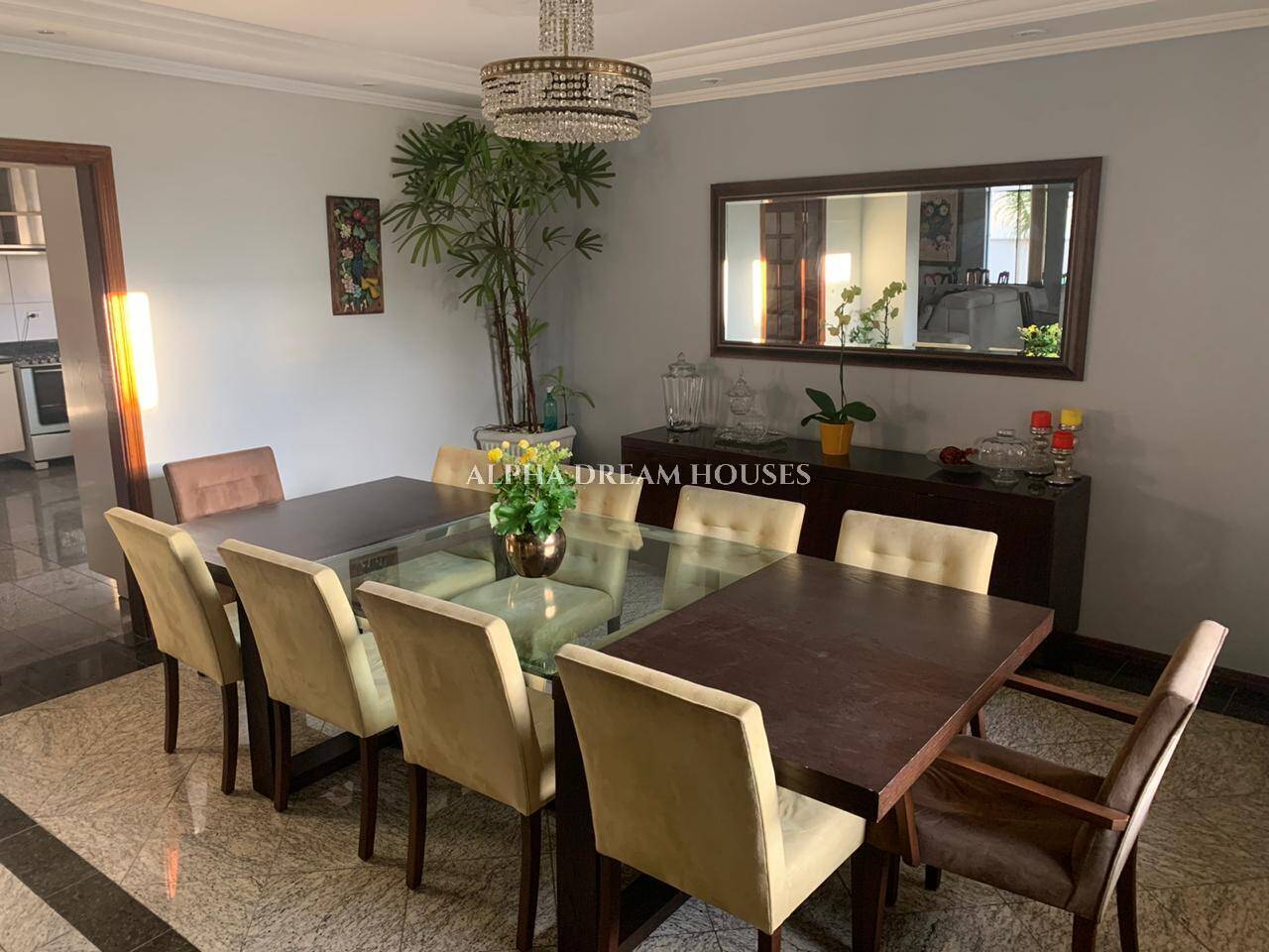 Casa à venda e aluguel com 4 quartos, 540m² - Foto 16