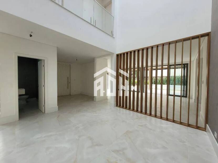 Casa à venda com 4 quartos, 500m² - Foto 4