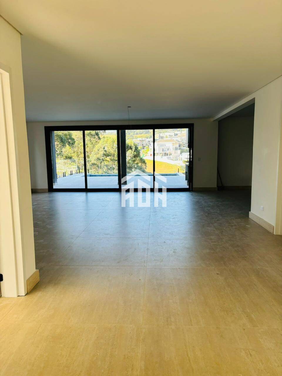 Casa à venda com 4 quartos, 417m² - Foto 16