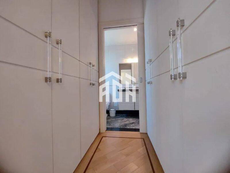 Casa à venda com 4 quartos, 600m² - Foto 6