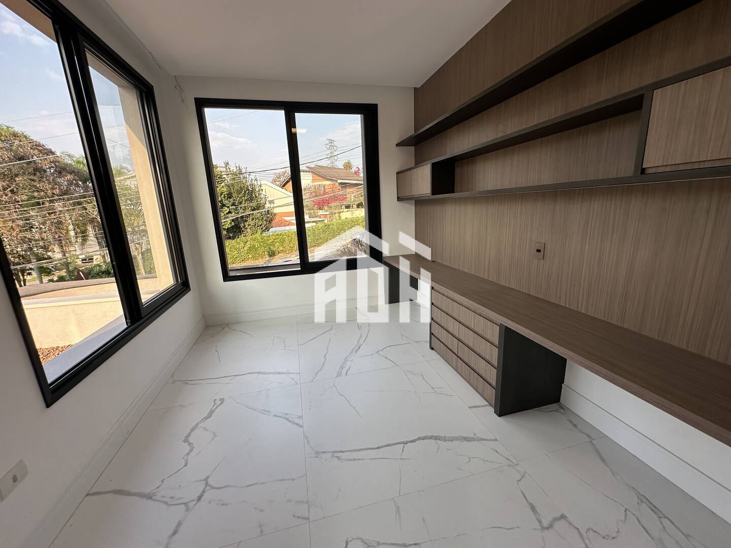 Casa à venda com 4 quartos, 640m² - Foto 14