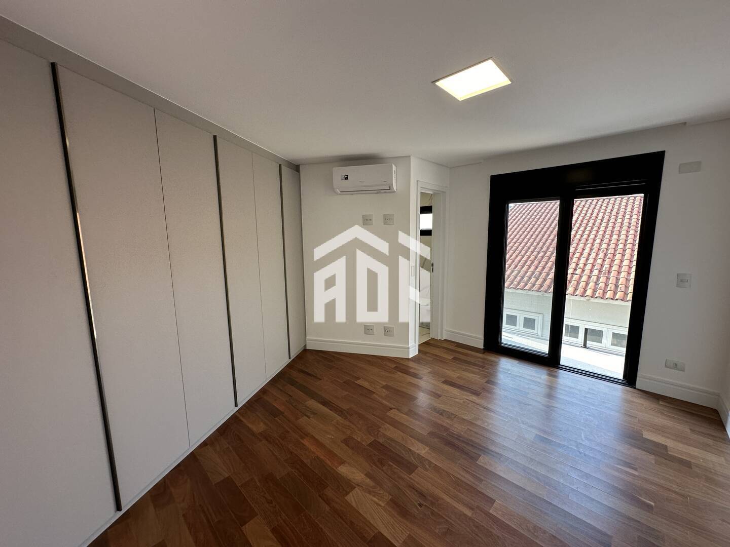 Casa à venda com 4 quartos, 640m² - Foto 17