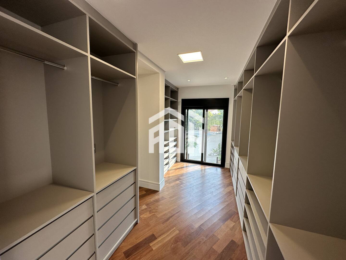 Casa à venda com 4 quartos, 640m² - Foto 21