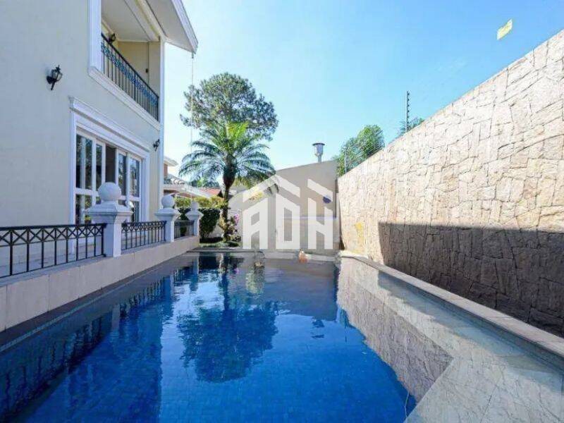 Casa à venda e aluguel com 4 quartos, 582m² - Foto 3