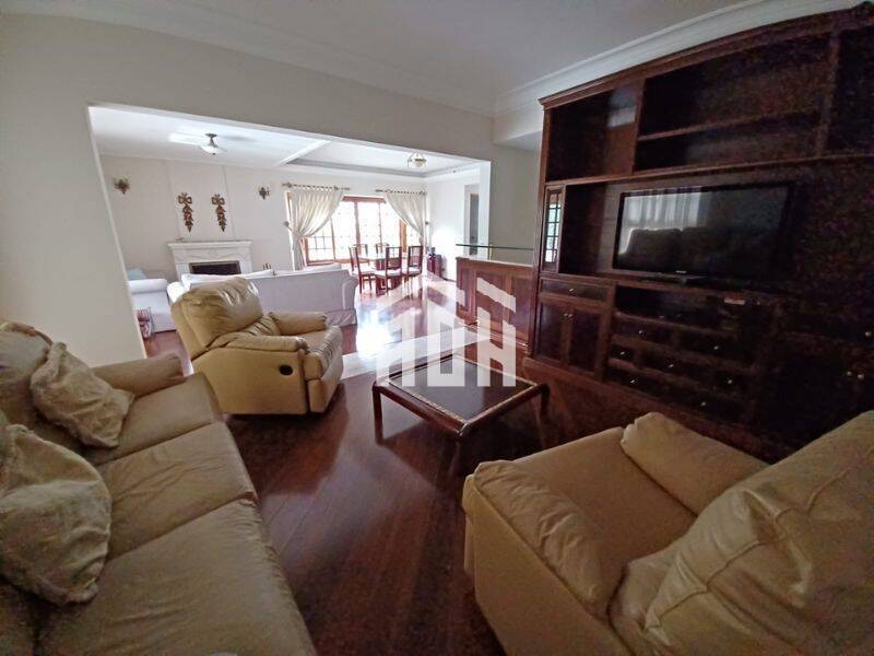 Casa à venda e aluguel com 4 quartos, 320m² - Foto 7