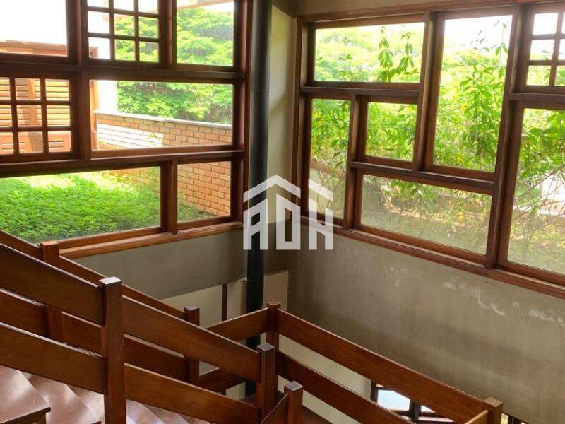 Casa à venda e aluguel com 3 quartos, 420m² - Foto 5