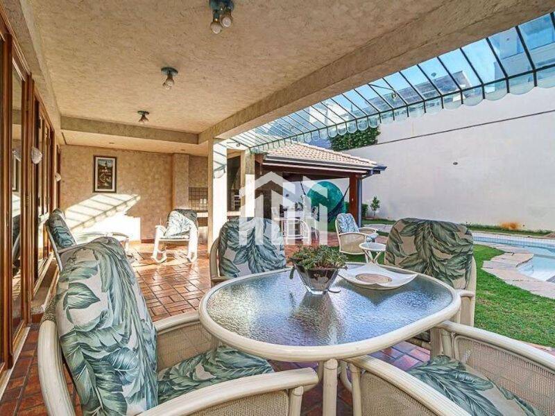 Casa à venda e aluguel com 4 quartos, 650m² - Foto 13