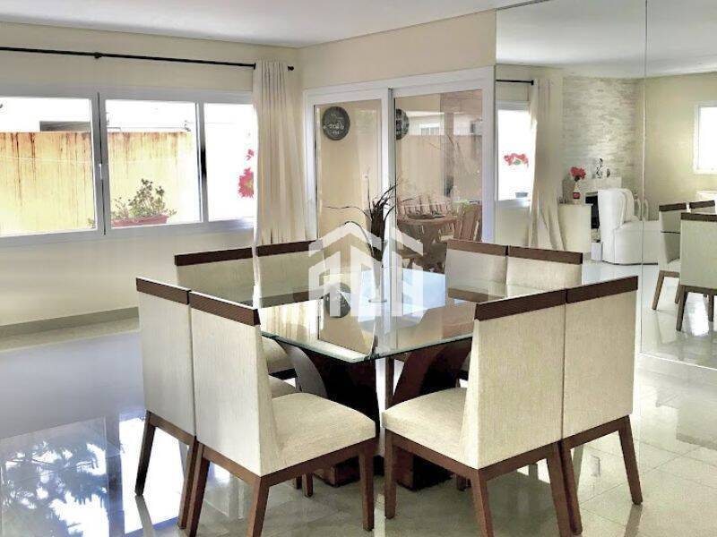 Casa à venda com 3 quartos, 420m² - Foto 3