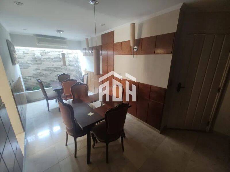 Casa para alugar com 4 quartos, 620m² - Foto 15