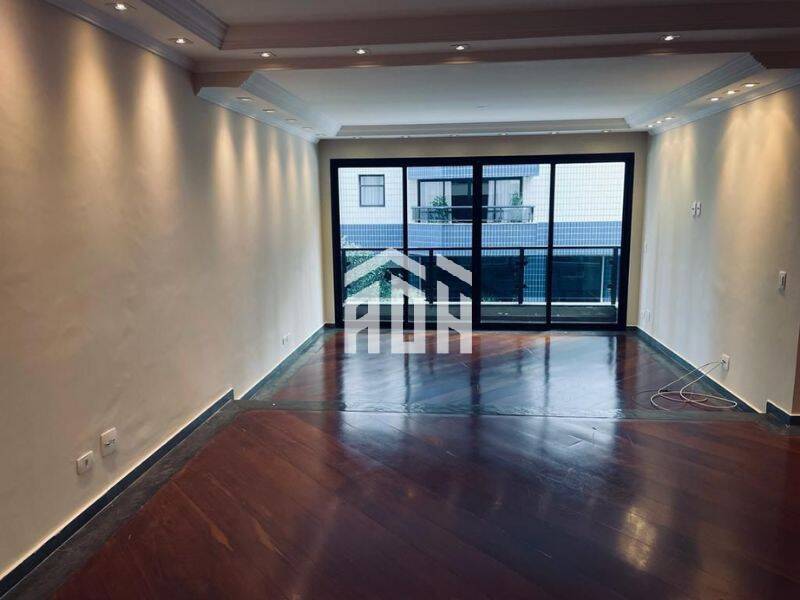 Apartamento à venda com 2 quartos, 162m² - Foto 2