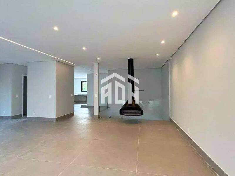 Casa à venda com 5 quartos, 517m² - Foto 4