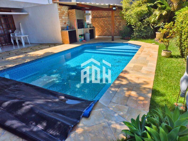 Casa à venda com 3 quartos, 360m² - Foto 5