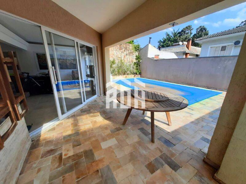 Casa à venda com 4 quartos, 600m² - Foto 13