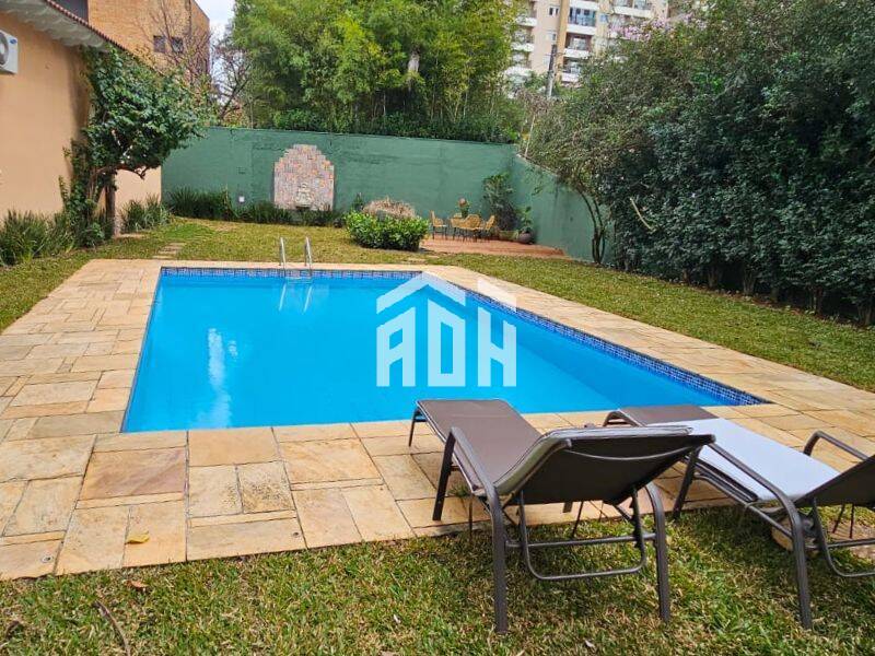 Casa à venda e aluguel com 4 quartos, 380m² - Foto 19