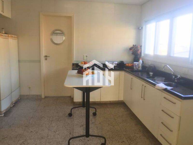 Casa à venda com 5 quartos, 460m² - Foto 12