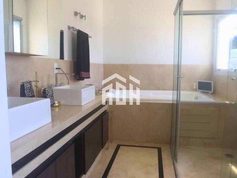 Casa à venda com 5 quartos, 460m² - Foto 22