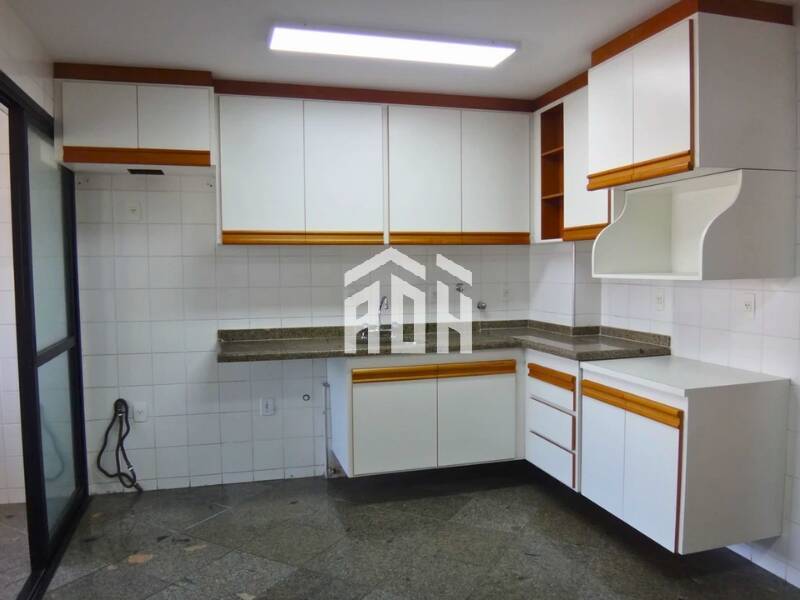 Apartamento para alugar com 3 quartos, 164m² - Foto 5