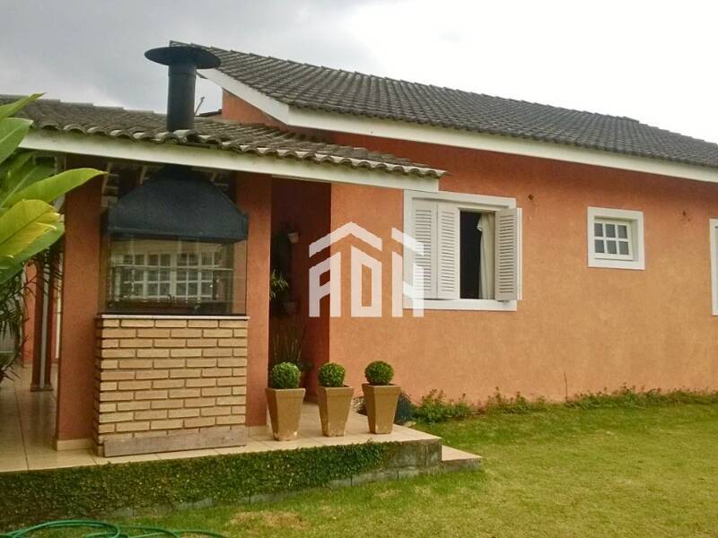 Casa à venda com 2 quartos, 241m² - Foto 3