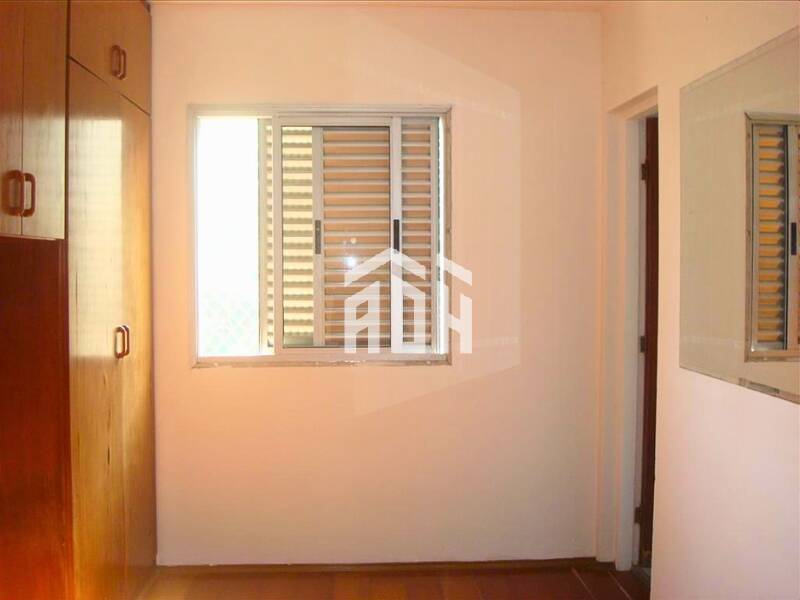 Apartamento para alugar com 3 quartos, 85m² - Foto 3