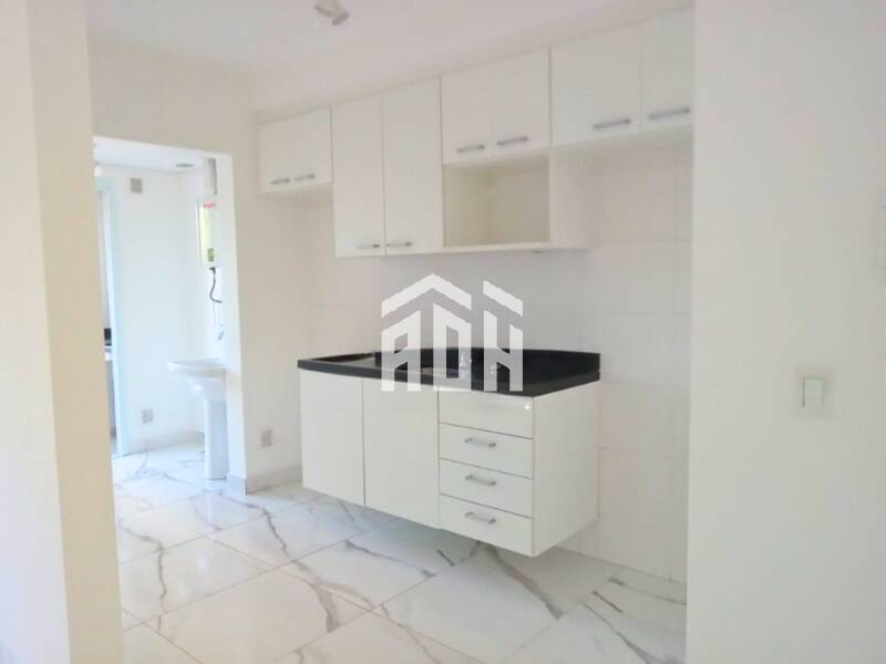 Apartamento para alugar com 2 quartos, 66m² - Foto 2