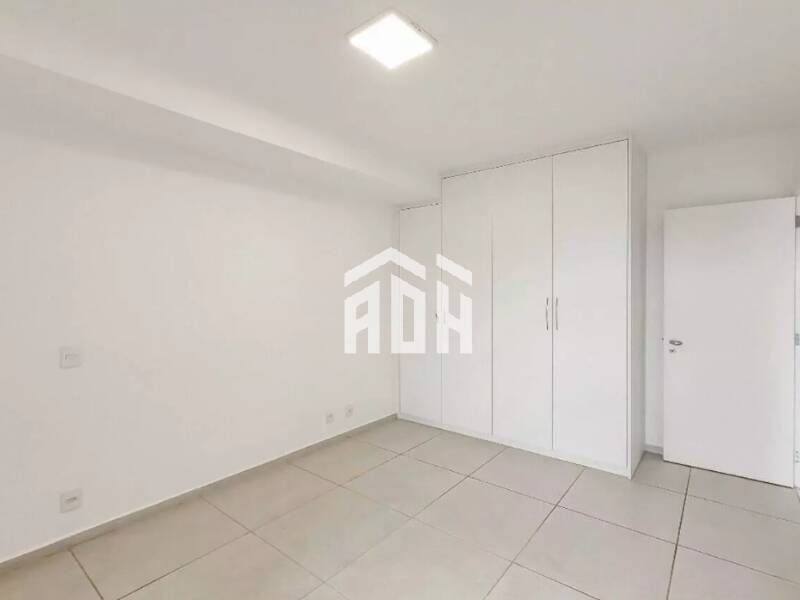 Apartamento para alugar com 1 quarto, 50m² - Foto 13