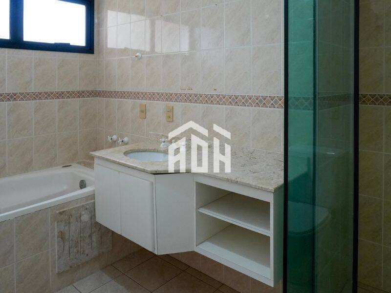 Apartamento à venda com 3 quartos, 160m² - Foto 11