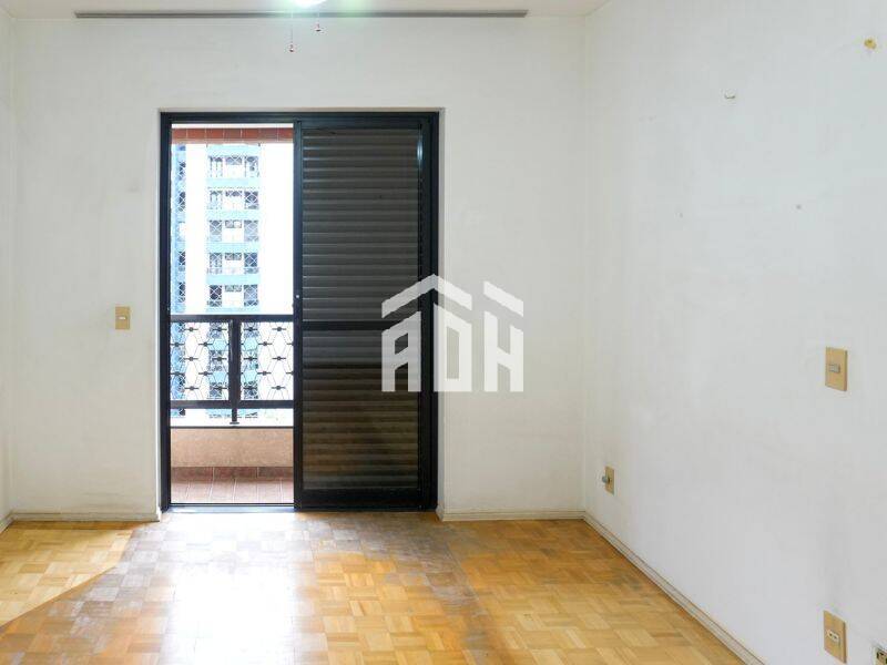 Apartamento à venda com 3 quartos, 160m² - Foto 13