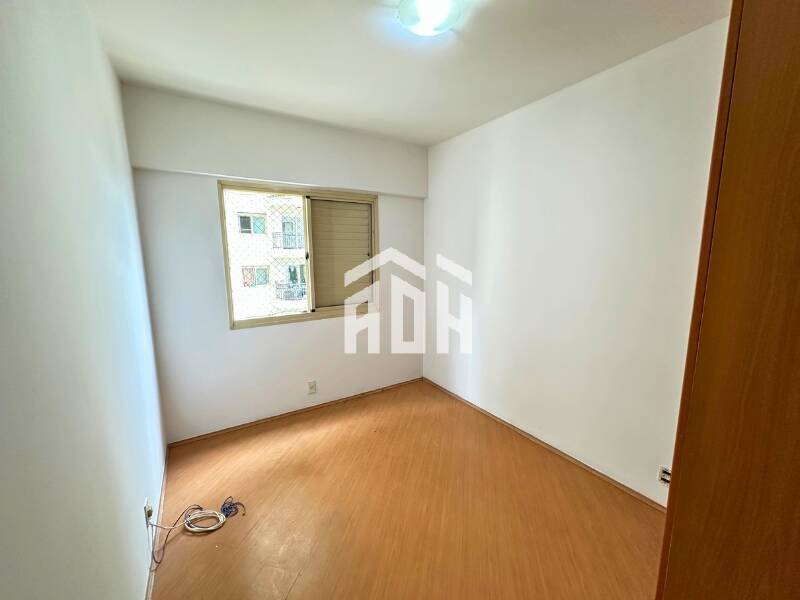 Apartamento para alugar com 3 quartos, 84m² - Foto 10