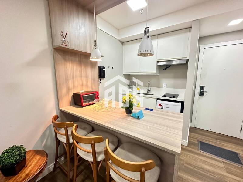 Apartamento à venda e aluguel com 1 quarto, 42m² - Foto 5