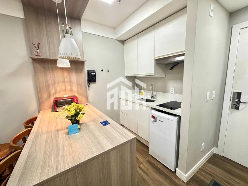 Apartamento à venda e aluguel com 1 quarto, 42m² - Foto 6