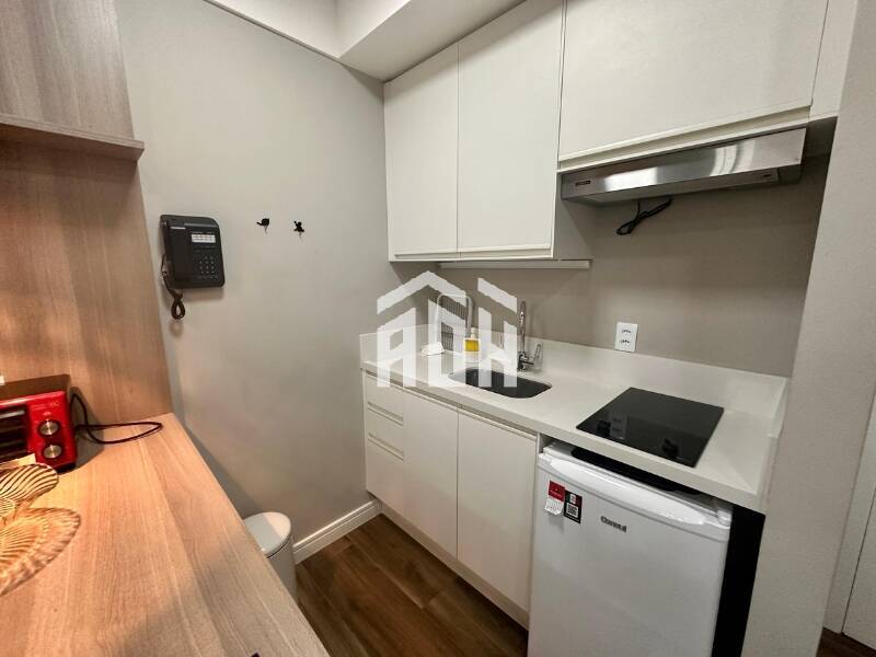 Apartamento à venda e aluguel com 1 quarto, 42m² - Foto 11